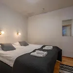 아파트 Kuukkeli Saarisatu Ja Urupaeae