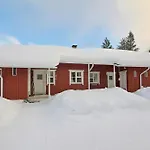 Kuukkeli Saarisatu Ja Urupaeae 아파트 *