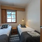 아파트 Kuukkeli Saarisatu Ja Urupaeae 사리셀카